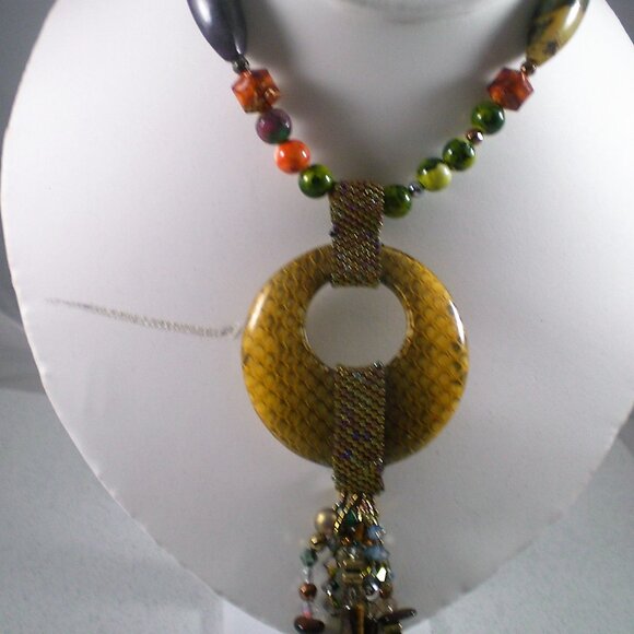 Safari Blaze Gemstone Necklace - Picture 5 of 5